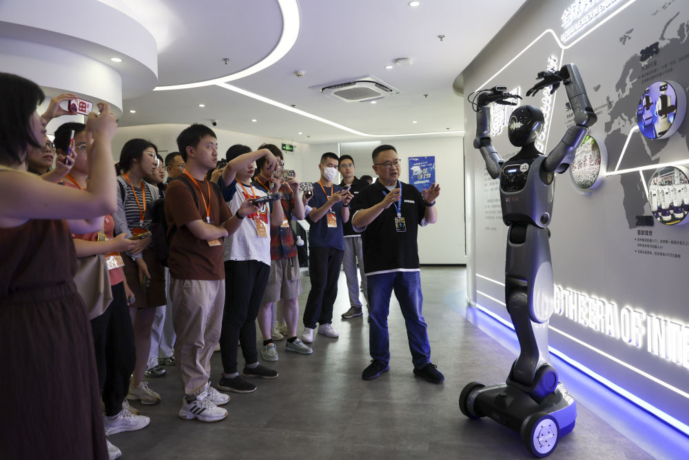 202512142159694788f64be5abf8e8a88c3605fa_202512145950571fde244535b508f316fc355cf8 (1).jpeg