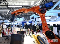 新闻纵深·聚焦2025中国国际数字经济博览会｜人工智能赋能产业升级“下半场”