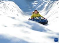 青海祁连：冰雪旅游热