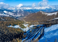 “我的阿勒泰”，被他们用“银线”绣入四季